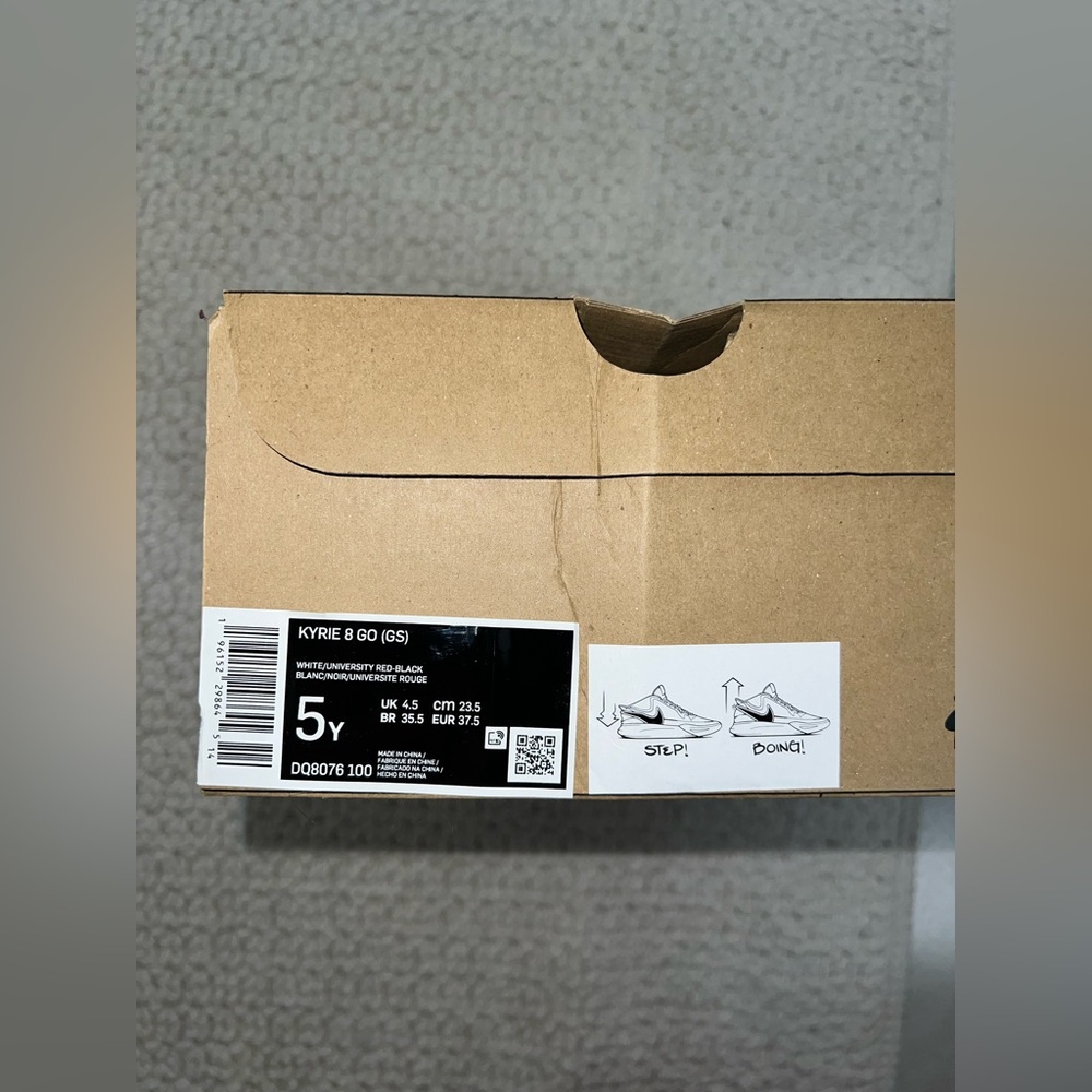 Kyrie 8 Go - Picture 8 of 8